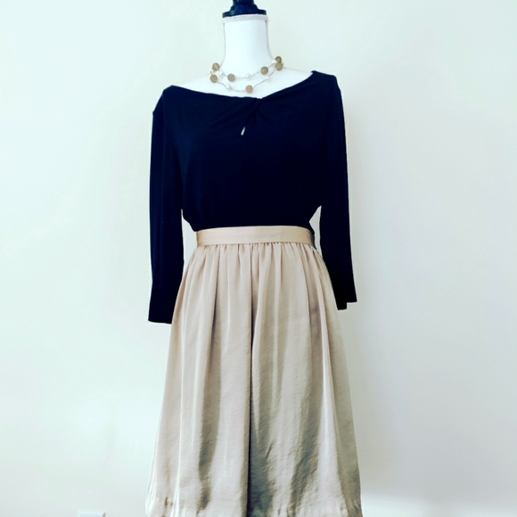 Vince Camuto gently worn part dress black top, gold skirt size L - Picture 1 of 6